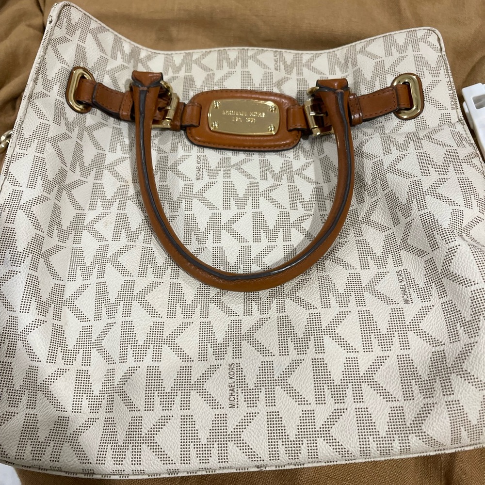 MK purse